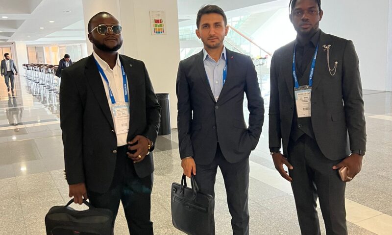 Afrika; Dubai, Hindistan ve Çin üçgeninden kurtulmak için Türkiye’yi tercih ediyor. Afrika; Dubai, Hindistan ve Çin üçgeninden kurtulmak için Türkiye’yi tercih ediyor.