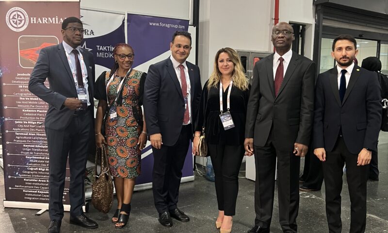 J’ai assisté au forum économique et commercial Turquie-Afrique organisé en coopération avec le ministère du commerce, DEIK et l’Union africaine. J’ai assisté au forum économique et commercial Turquie-Afrique organisé en coopération avec le ministère du commerce, DEIK et l’Union africaine.