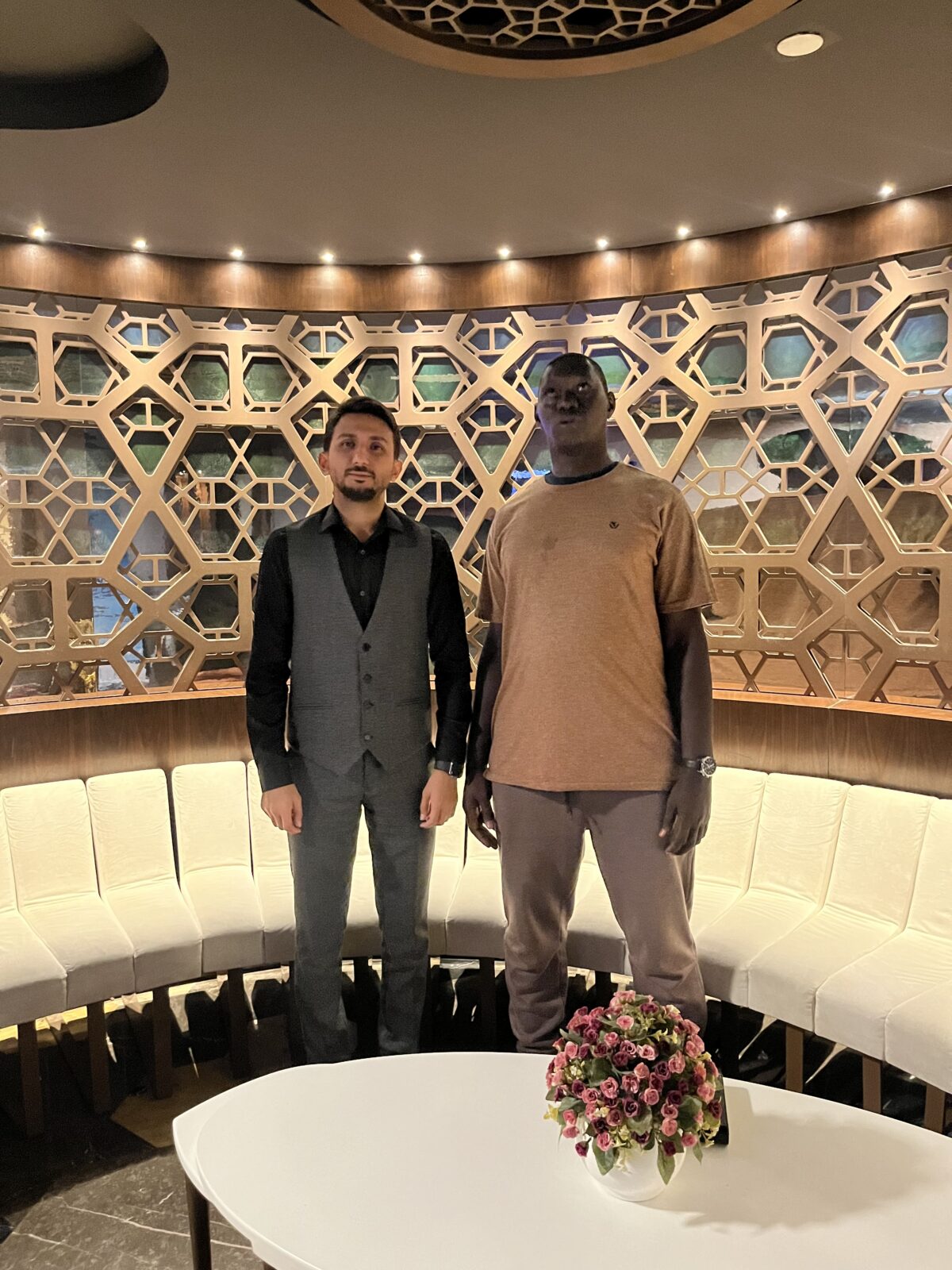 Mr. Ousman Ceesay ile Gambiya-Türkiye yatırımları hakkında fikir alışverişinde bulunduk. Mr. Ousman Ceesay ile Gambiya-Türkiye yatırımları hakkında fikir alışverişinde bulunduk.