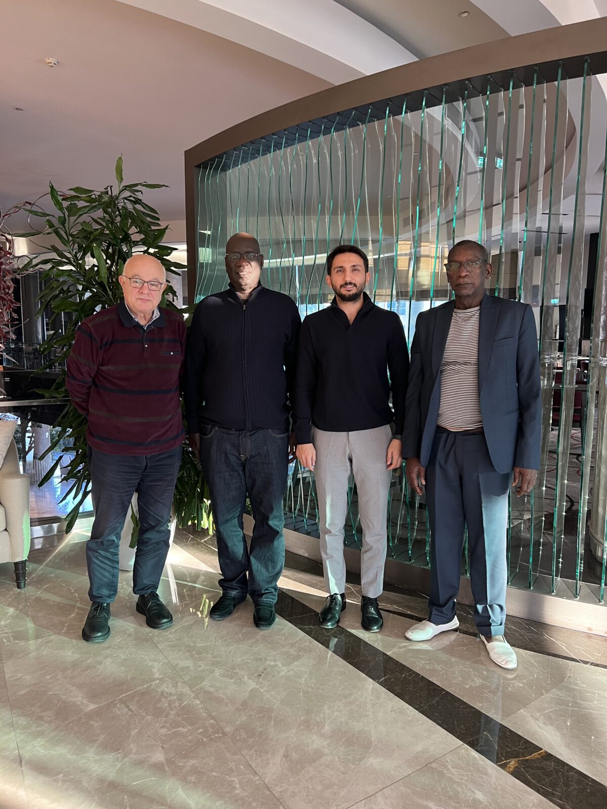 Senegal Özel Bölgeler Bakanı ile Senegal’de yapılacak yatırımlar üzerine görüşmelerimiz oldu. Senegal Özel Bölgeler Bakanı ile Senegal’de yapılacak yatırımlar üzerine görüşmelerimiz oldu.