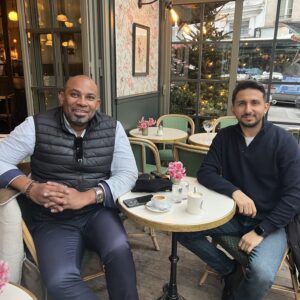 Türkiye’deki ticari faaliyetlerinin güvenli şekilde yürümesine yardımcı olduğumuz Afrika kökenli müvekkilimiz ile Paris-Bastille’de buluştuk. Türkiye’deki ticari faaliyetlerinin güvenli şekilde yürümesine yardımcı olduğumuz Afrika kökenli müvekkilimiz ile Paris-Bastille’de buluştuk.