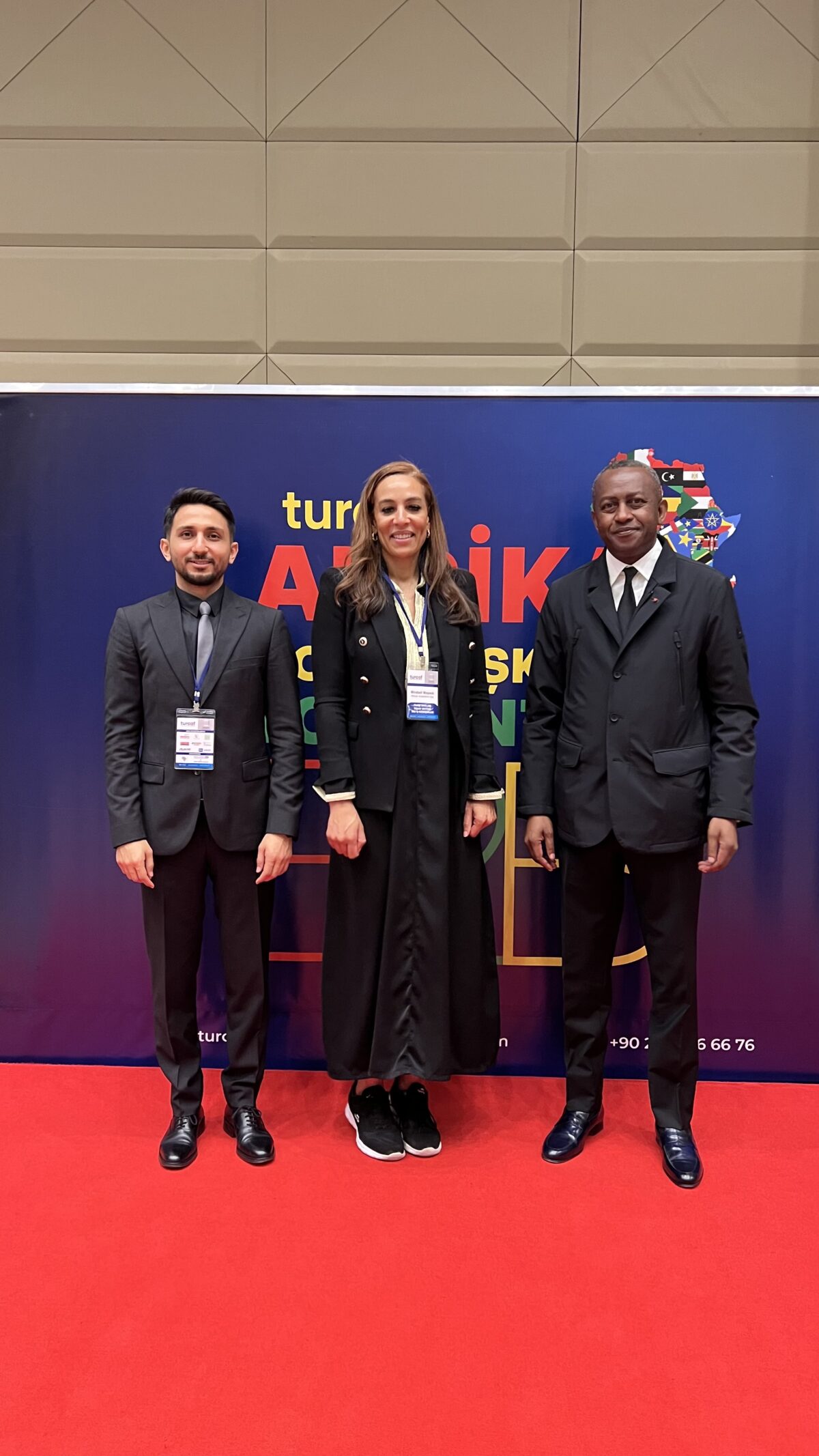 31 TURCAF (Türkiye – Afrika İhracatçılar Platformu) olarak Fildişi Sahili İnşaatçılar 🇨🇮 odası ile üyelerimizi güvenilir ticaret yapmaları ve uzun süreli işbirlikleri kurmaları için bir araya getirdik.