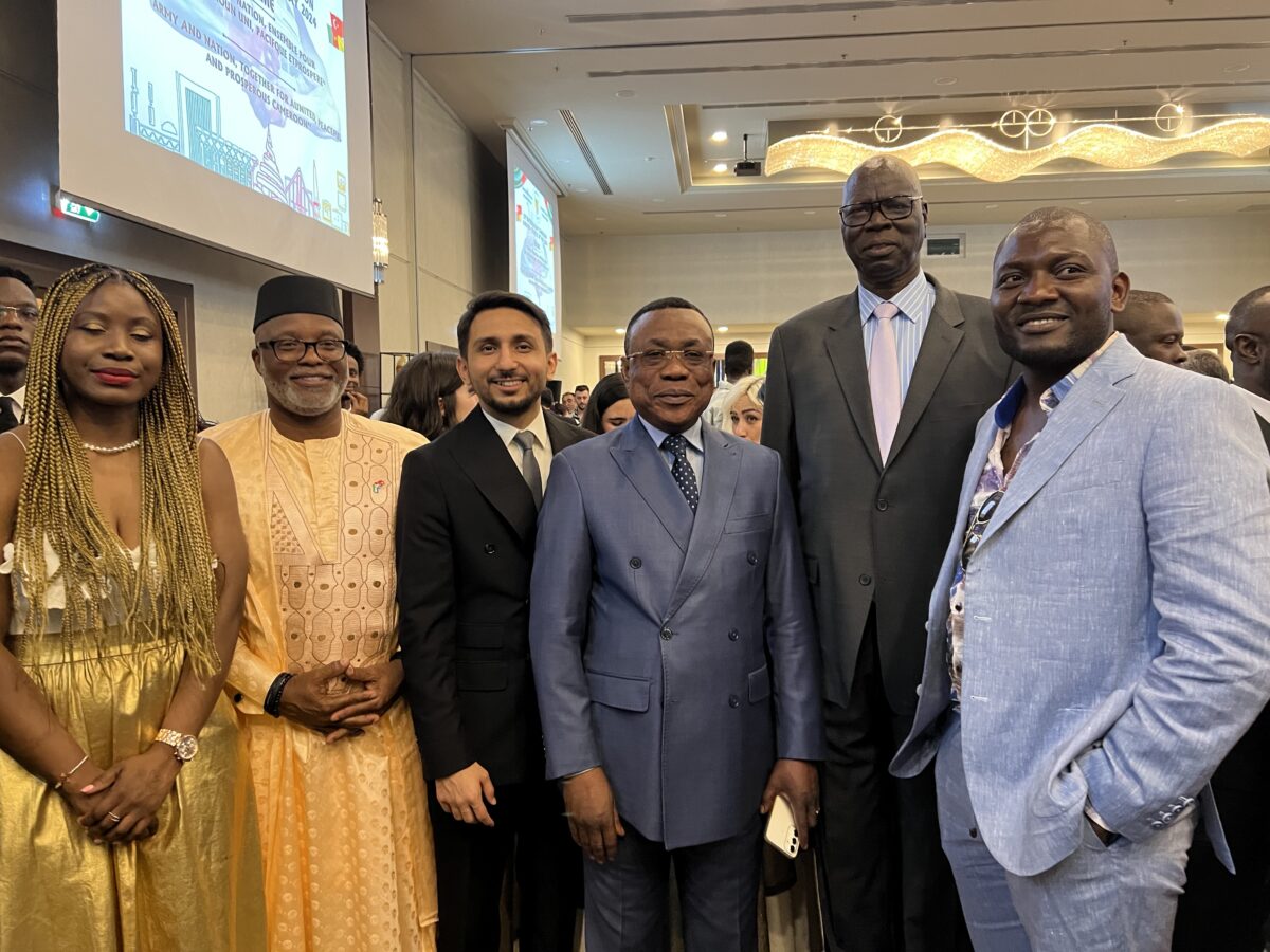 41 Kamerun Bağımsızlık Günü’nde Büyükelçi Victor Tchatchouwo’nun Resepsiyonuna Katılım