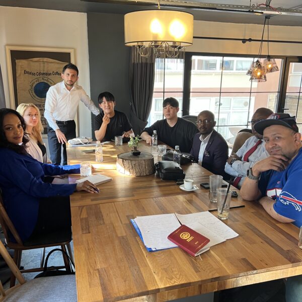 8.1 Müvekkillerimiz bir Kore Restoranı olan Korelee markasının isim hakkını (franchising) almak için heyecan verici adımlar atmaya devam ediyorlar.